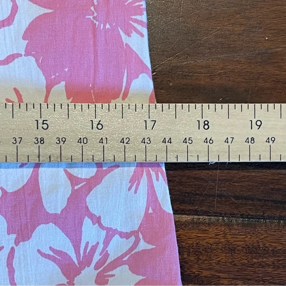 NWT Leti Pink & white floral halter top - Picture 14 of 16